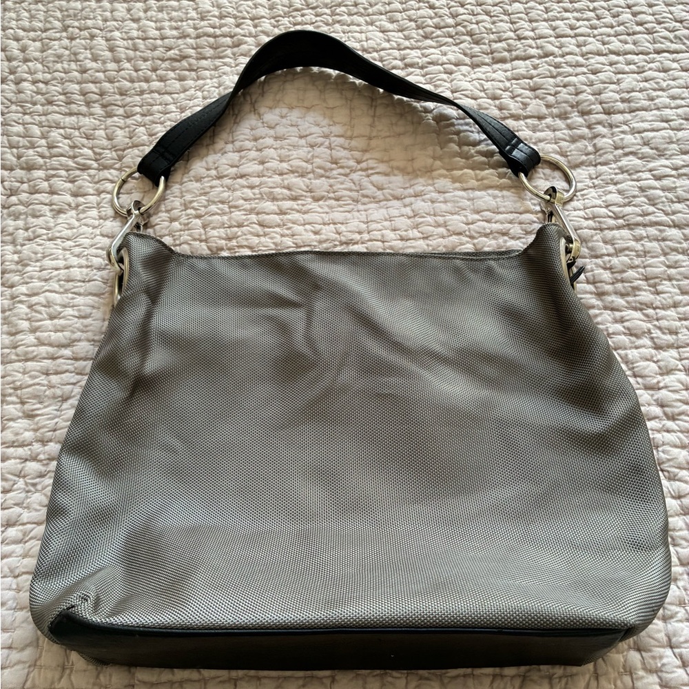 Bueno Gray Shoulder Bag with Black Strap